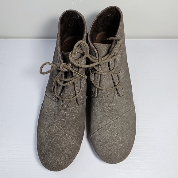 Toms Kala Wedge Heel Gray/Gold Glitter Round Toe Ankle Booties Women's Size 10 - Picture 2 of 7